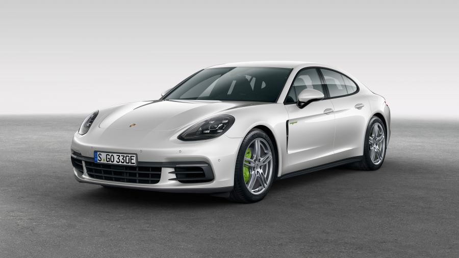 Porsche Panamera 4 E-Hybrid 2016 года  (фото 4 из 31)